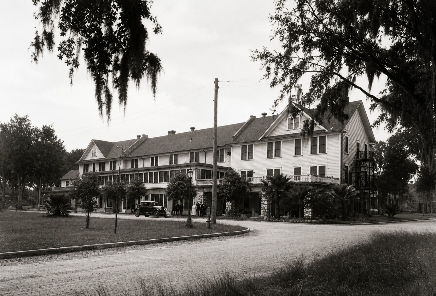 The Orange Hotel, late 1920s